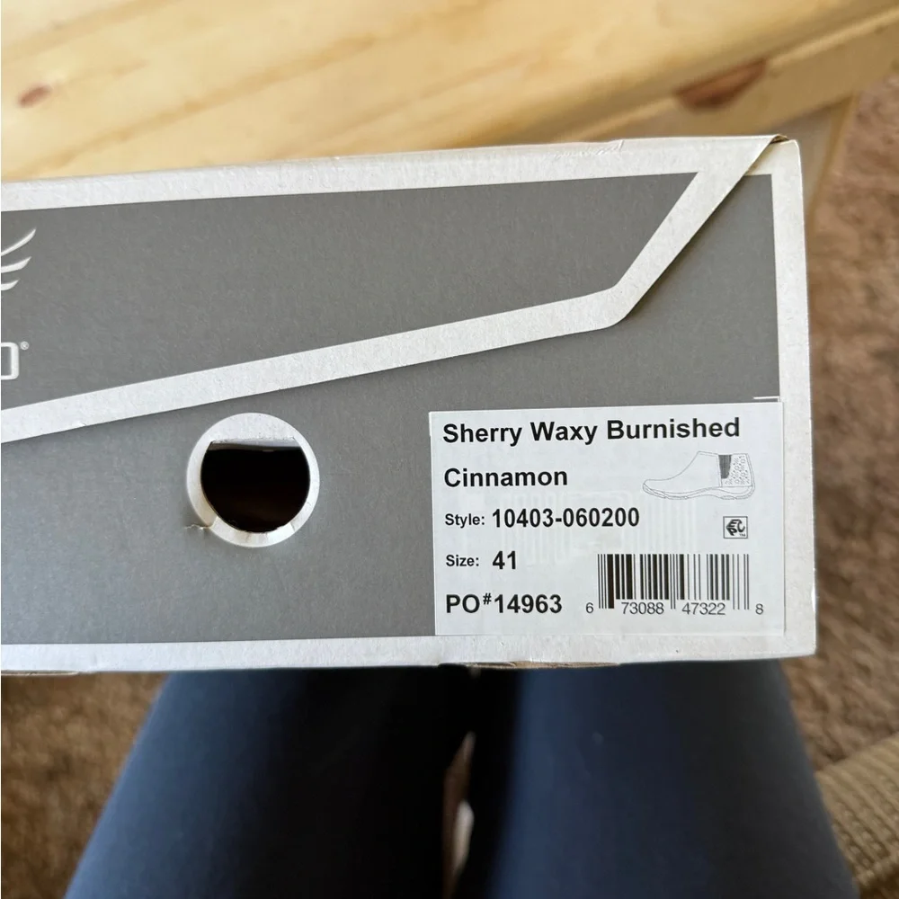 Dansko Brown Leather Ankle Boot with Low Stacked Heel - Picture 5 of 5